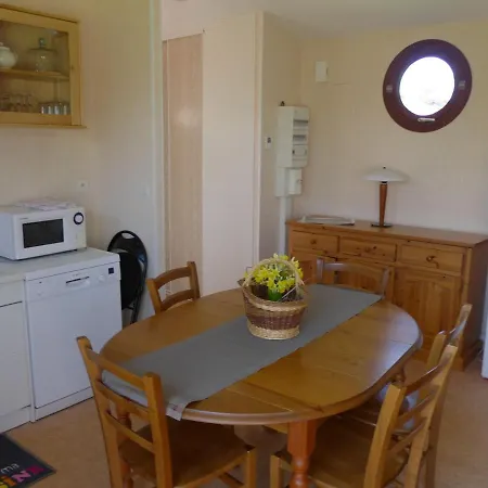 Maison Sur La Marne Avec Terrasse, 2 Chambres - Fr-1-611A-2 Nyaraló